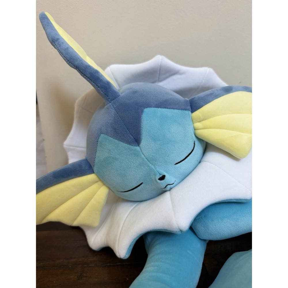 Pokemon Vaporeon Sleeping Plush - 18" Plush NEW Jazwares - Picture 2 of 7